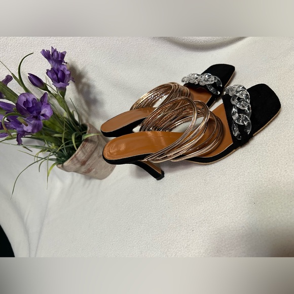 Dressy heels - Picture 13 of 13